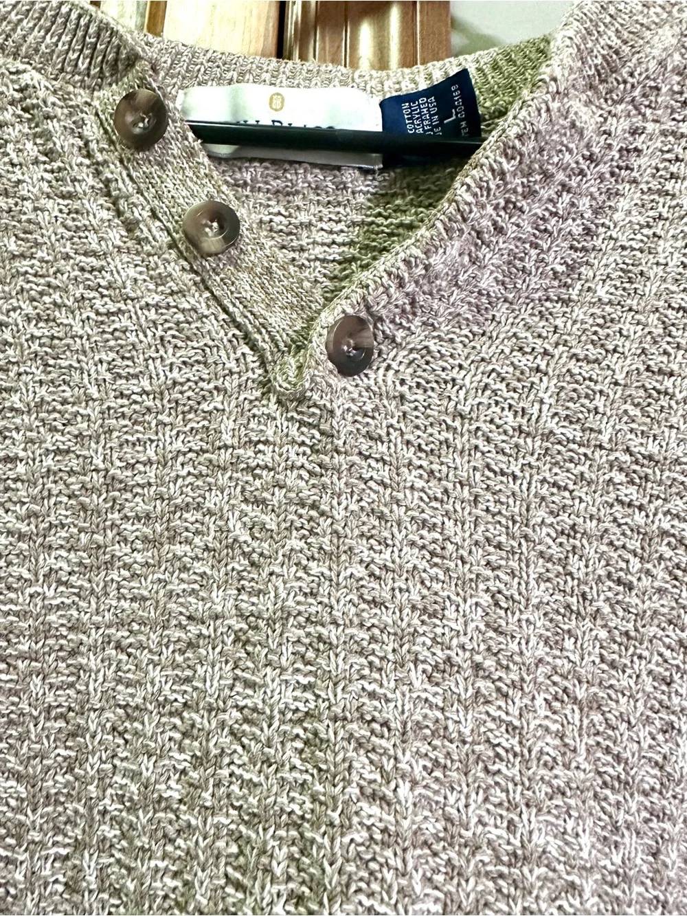 Vintage bill blass Men's Beige V-Neck Button Henley Sweater